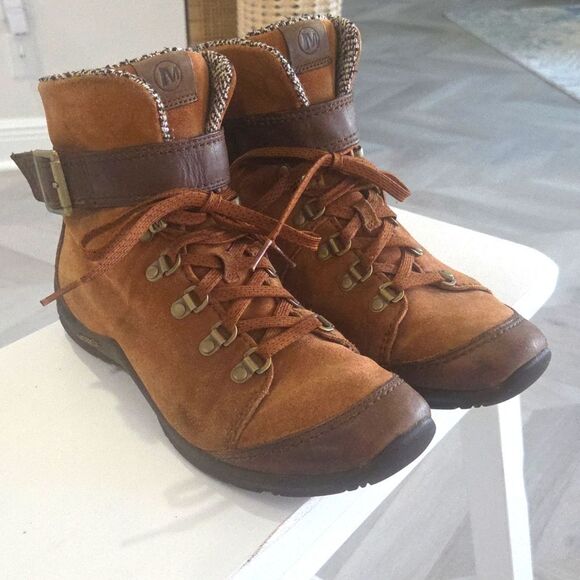 MERRELL Palvina Suede Buckle High Top Boots, Size 9 - Picture 1 of 10